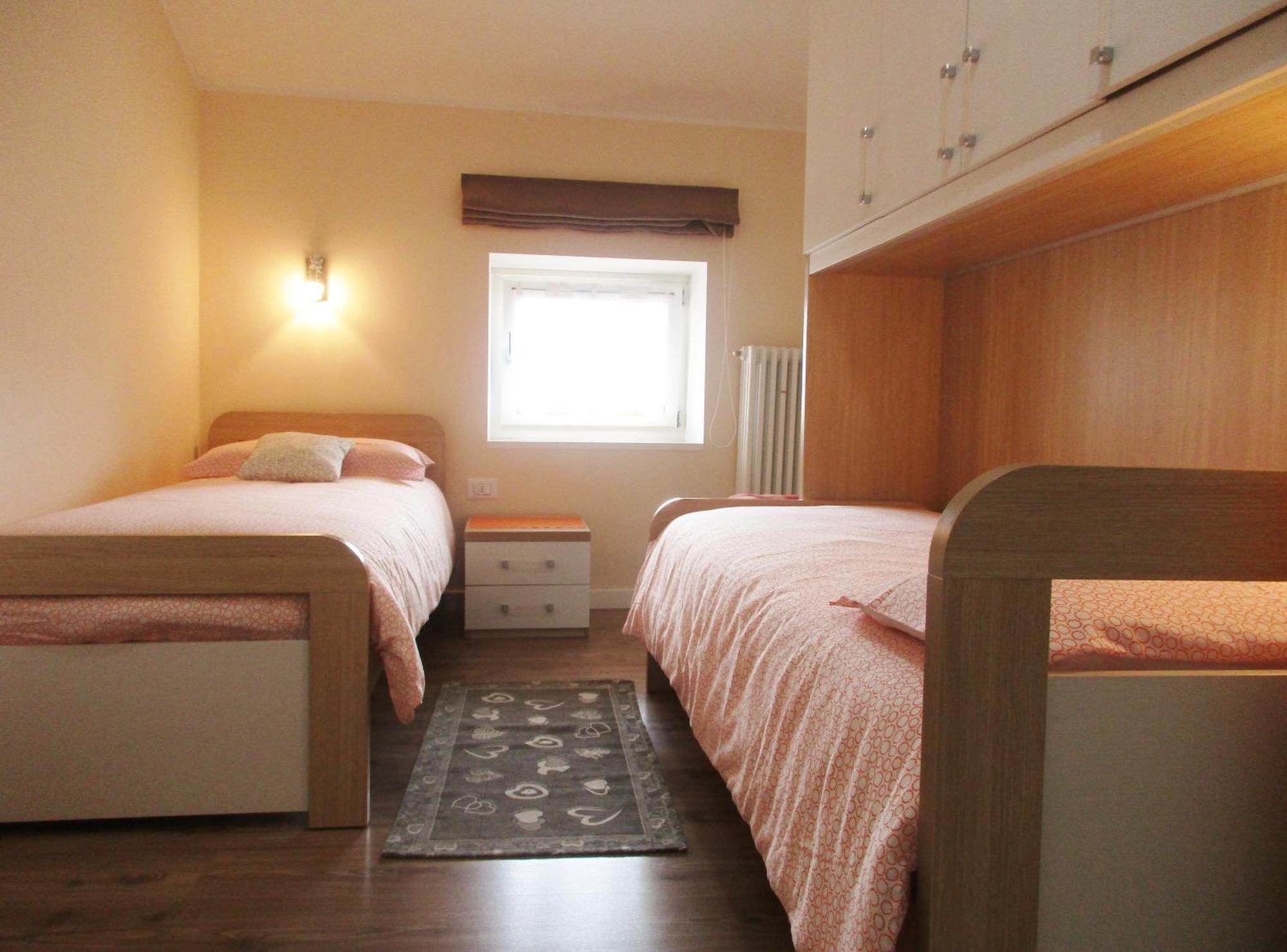 Appartamento Sissi, Romantico In Centro Levico Terme Exteriör bild